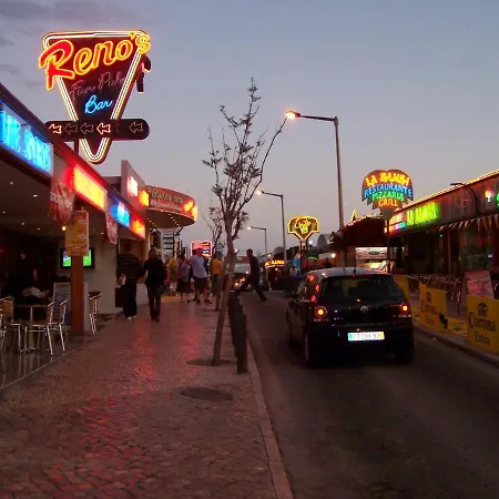 Διαμέρισμα Lovely 1-bedroom In Olhos De Agua Αλμπουφέιρα