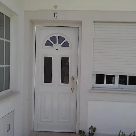 Lovely 1-bedroom In Olhos De Agua דירה