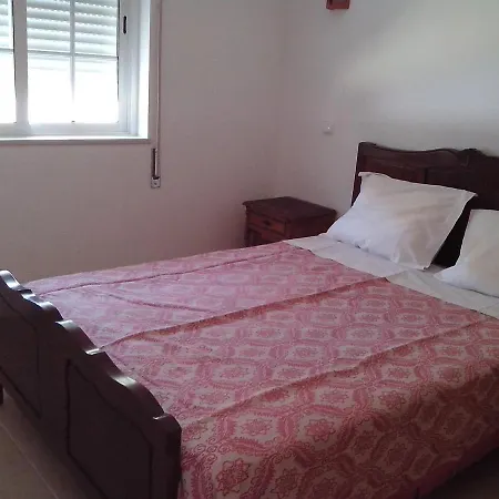 Lovely 1-bedroom In Olhos De Agua * 알부페이라