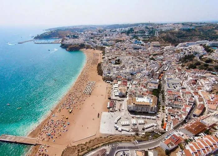 Lovely 1-bedroom In Olhos De Agua *